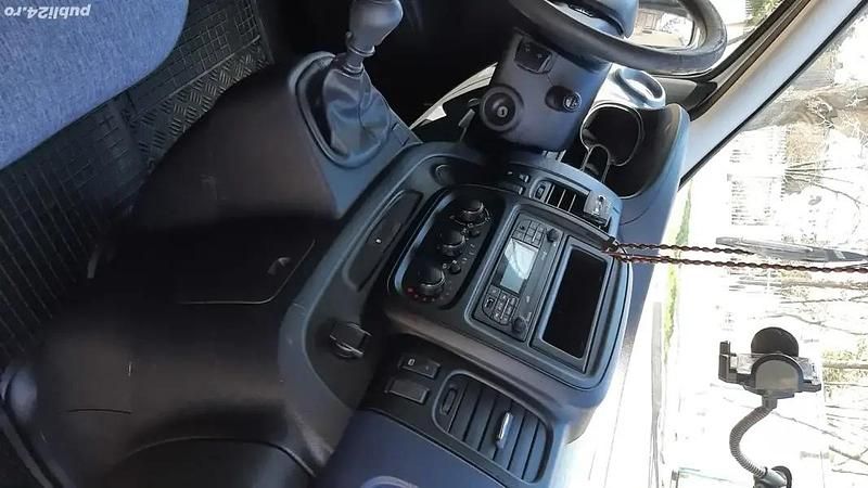 Second-hand Opel Vivaro 70 CP (51 kW) 2018 Monovolum