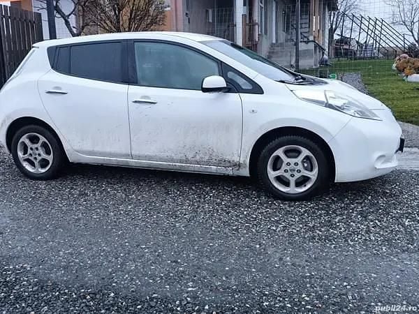 Utilizat 2011 Nissan Leaf Hatchback | 4.900 EUR - Imagine 1/4