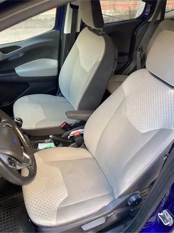 Second-hand Ford Tourneo 100 CP (73 kW) 2015