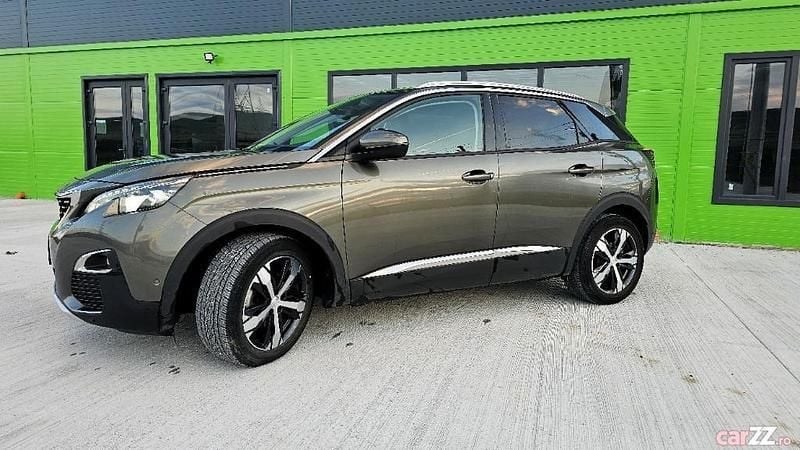 Verde Utilizat 2019 Peugeot 3008 SUV | 19.000 EUR (Preț OK) - Imagine 1/4