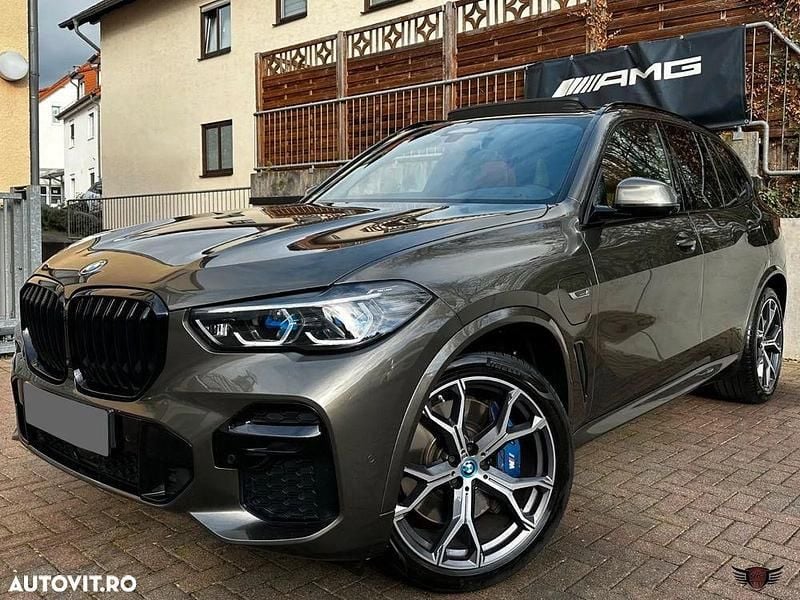 Culoaremaro Utilizat 2022 BMW X5 Comfort Edition SUV | 62.014 EUR - Imagine 1/4
