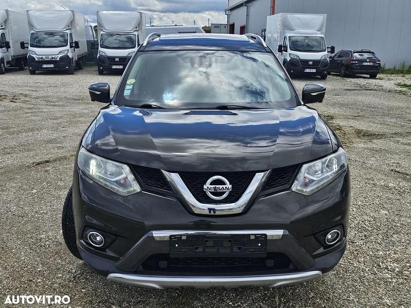 Culoarenegru Utilizat 2015 Nissan X-Trail Tekna SUV | 11.890 EUR (Preț OK) - Imagine 1/4