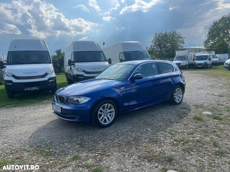 Albastru Utilizat 2008 BMW 118 Coupé Coupe | 3.990 EUR - Imagine 1/4