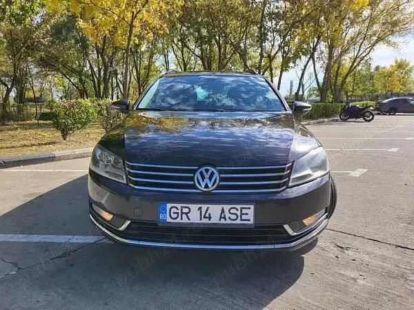 Culoarenegru Utilizat 2013 VW Passat Break | 6.000 EUR (Preț bun) - Imagine 1/4