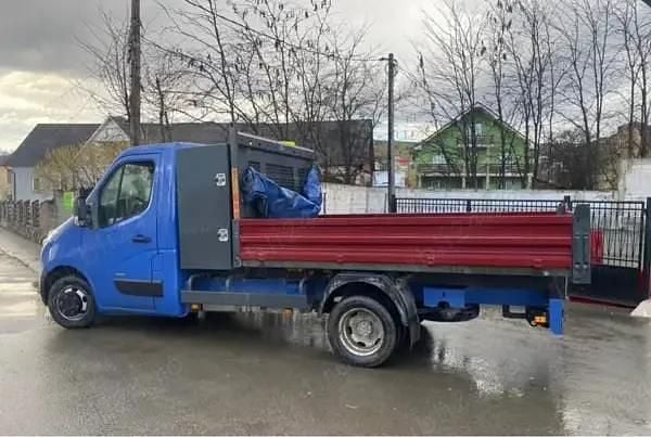 Second-hand Opel Movano 150 CP (110 kW) 2017 Albastru Monovolum