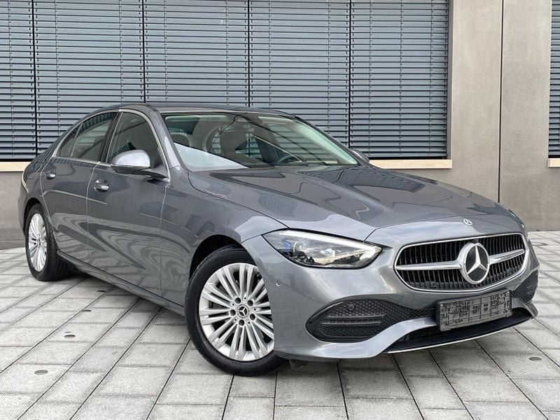 Utilizat 2023 Mercedes C220 | 40.698 EUR (Scump) - Imagine 1/1