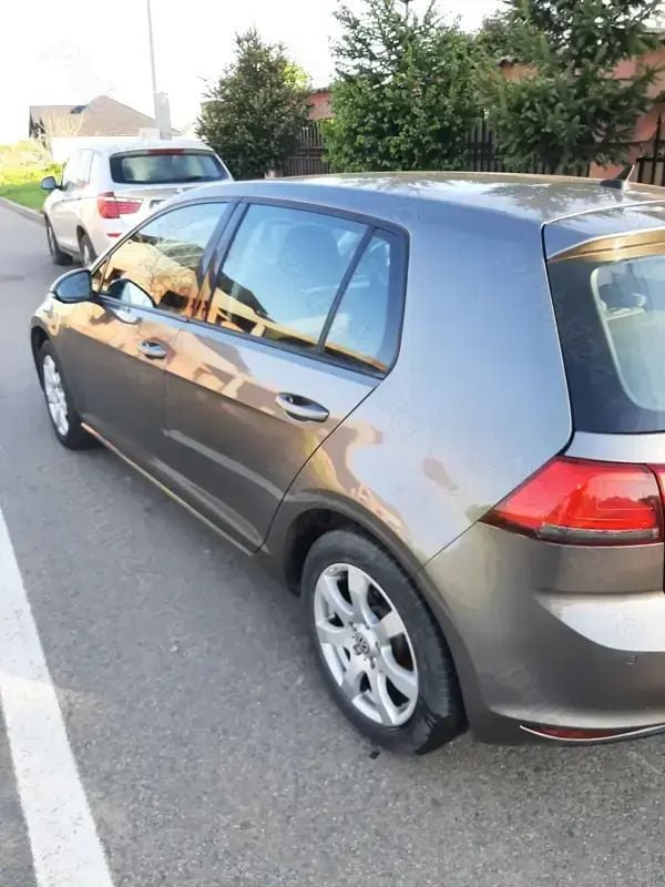 Second-hand VW Golf VII 86 CP (63 kW) 2017 Gri Hatchback