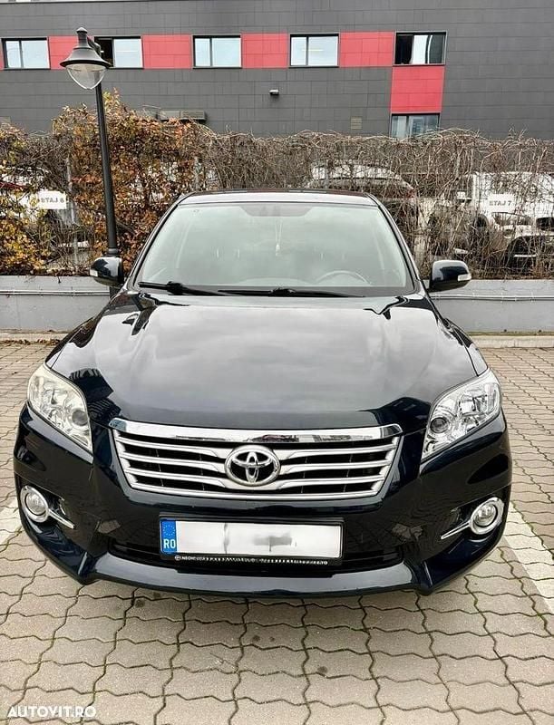 Second-hand Toyota RAV4 Multidrive S 158 CP (116 kW) 2012 Culoarealbastru SUV