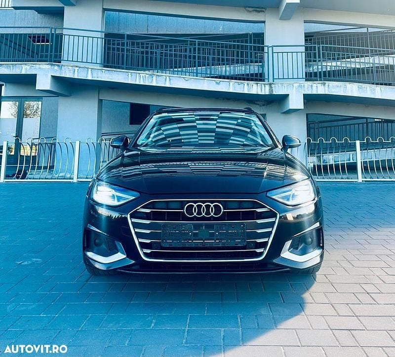 Culoarenegru Utilizat 2020 Audi A4 Sport Break | 15.999 EUR (Preț bun) - Imagine 1/4