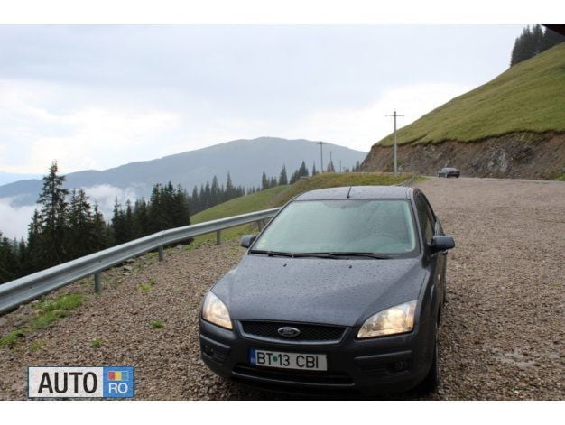 Gri Utilizat 2007 Ford Focus Berlinǎ | 3.150 EUR (Puțin scump) - Imagine 1/4