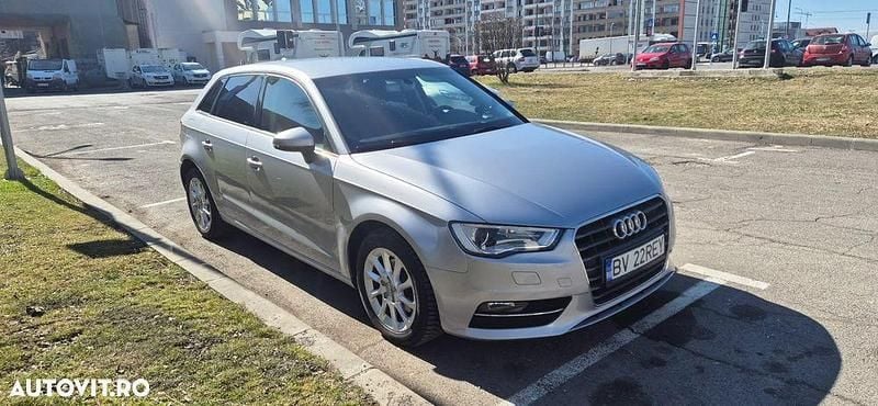 Second-hand Audi A3 Sport 110 CP (80 kW) 2016 Culoaregri Hatchback