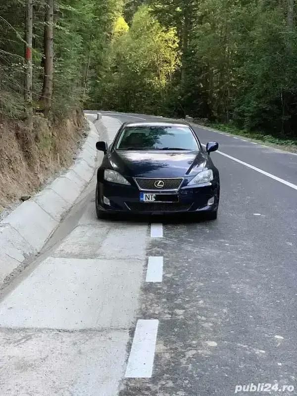 Utilizat 2006 Lexus IS220 Berlinǎ | 3.450 EUR - Imagine 1/4