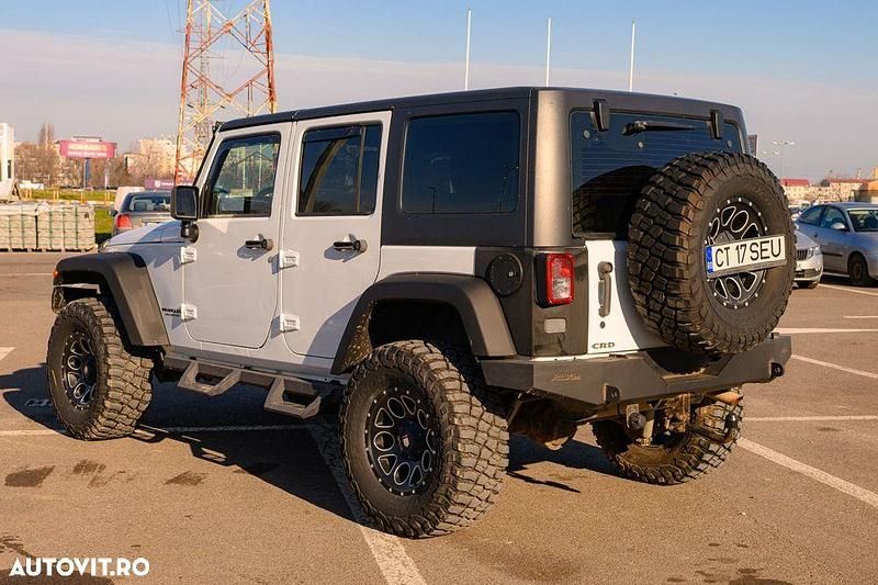 Second-hand Jeep Wrangler 200 CP (147 kW) 2010 Culoarealb SUV