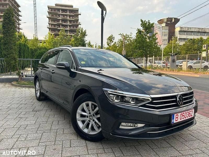 Gri Utilizat 2021 VW Passat Business Break | 17.500 EUR (Preț OK) - Imagine 1/4
