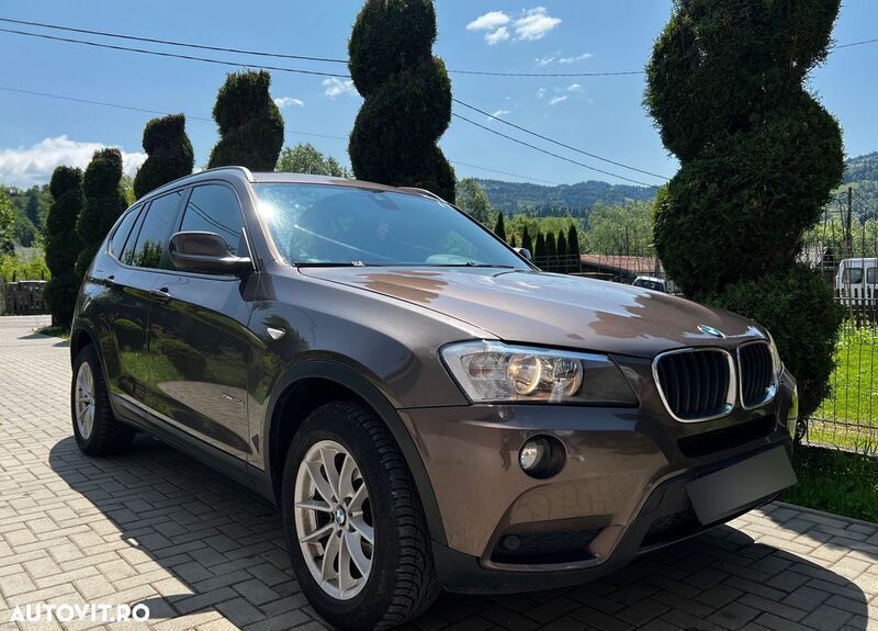 Maro Utilizat 2012 BMW X3 SUV | 9.900 EUR (Super Preț) - Imagine 1/4