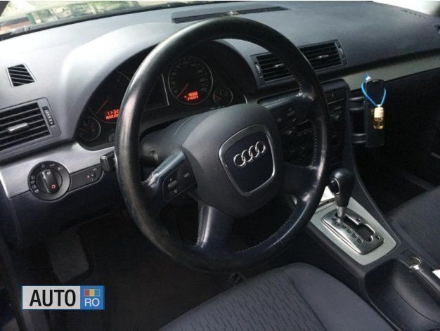 Albastru marin Utilizat 2006 Audi A4 Break | 4.500 EUR (Puțin scump) - Imagine 1/4