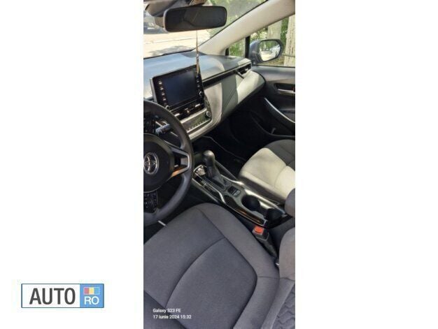 Gri Utilizat 2020 Toyota Corolla Berlinǎ | 19.500 EUR (Puțin scump) - Imagine 1/1