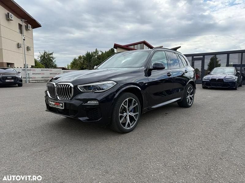 Culoarenegru Utilizat 2019 BMW X5 Comfort Edition SUV | 42.599 EUR (Preț bun) - Imagine 1/4