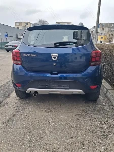 Second-hand Dacia Sandero Stepway 66 CP (48 kW) 2017 Albastru Hatchback