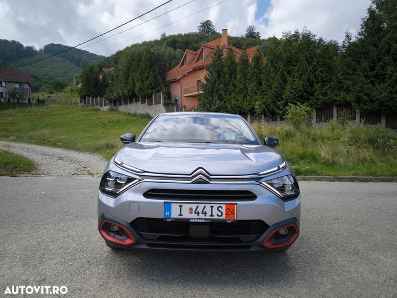 Gri Utilizat 2021 Citroën C4 Shine Hatchback | 15.500 EUR - Imagine 1/4