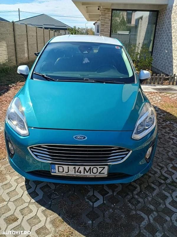 Culoarealbastru Utilizat 2017 Ford Fiesta ST-Line Hatchback | 9.000 EUR (Preț bun) - Imagine 1/4