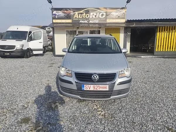 Utilizat 2008 VW Touran Monovolum | 3.850 EUR (Preț OK) - Imagine 1/4
