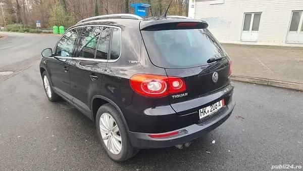 Negru Utilizat 2011 VW Tiguan Team SUV | 7.200 EUR (Preț bun) - Imagine 1/4