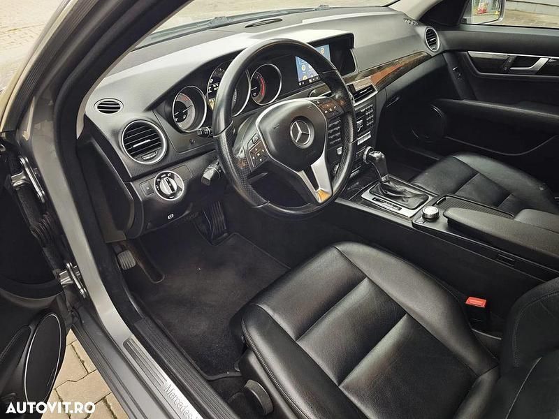 Culoaregri Utilizat 2011 Mercedes C250 Avantgarde Edition Break | 7.500 EUR (Scump) - Imagine 1/4