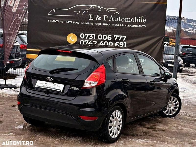 Second-hand Ford Fiesta 80 CP (58 kW) 2015 Culoarenegru
