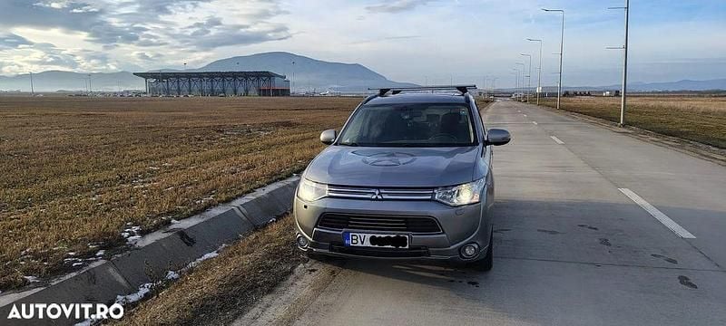 Second-hand Mitsubishi Outlander 121 CP (88 kW) 2014 Culoaregri SUV