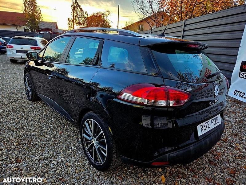 Second-hand Renault Clio IV Dynamique 90 CP (66 kW) 2013 Culoarenegru Hatchback