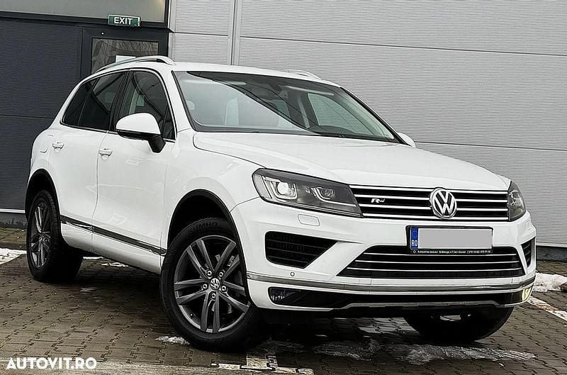 Culoarealb Utilizat 2015 VW Touareg SUV | 14.990 EUR (Super Preț) - Imagine 1/4