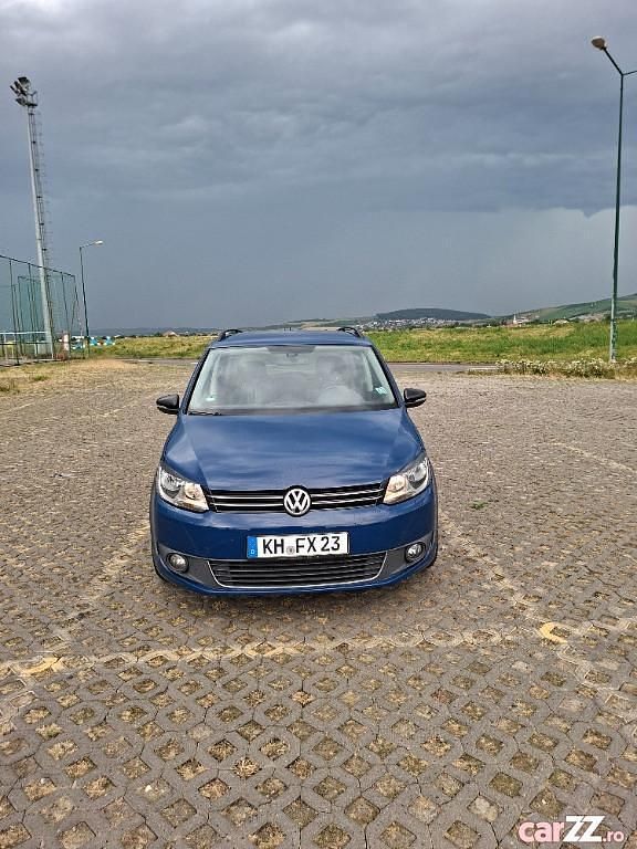 Albastru Utilizat 2012 VW Touran Monovolum | 6.500 EUR (Preț OK) - Imagine 1/4