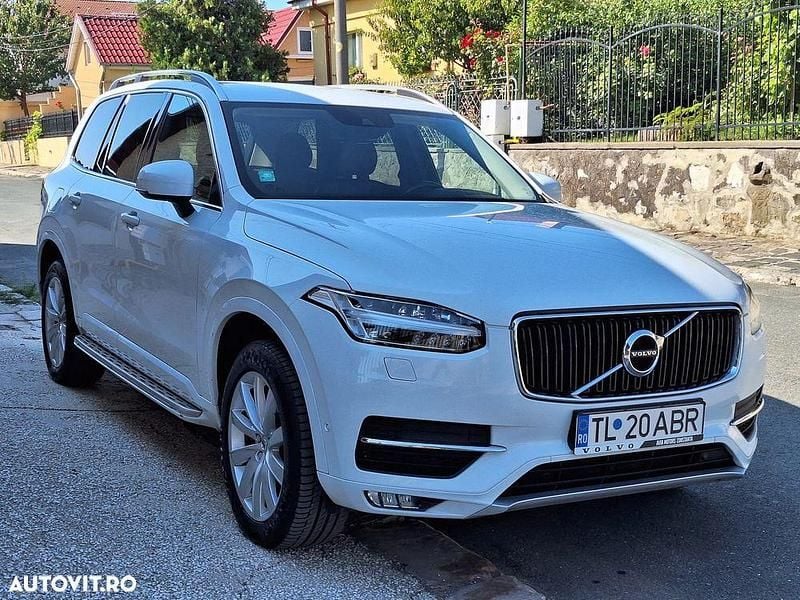 Alb Utilizat 2017 Volvo XC90 Momentum SUV | 27.900 EUR (Puțin scump) - Imagine 1/4