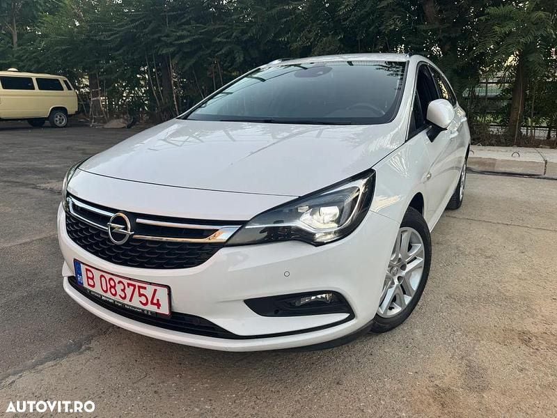 Culoarealb Utilizat 2018 Opel Astra Innovation Break | 8.107 EUR (Preț OK) - Imagine 1/4