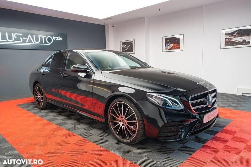 Culoarenegru Utilizat 2019 Mercedes E220 AMG line Berlinǎ | 29.000 EUR (Preț OK) - Imagine 1/4