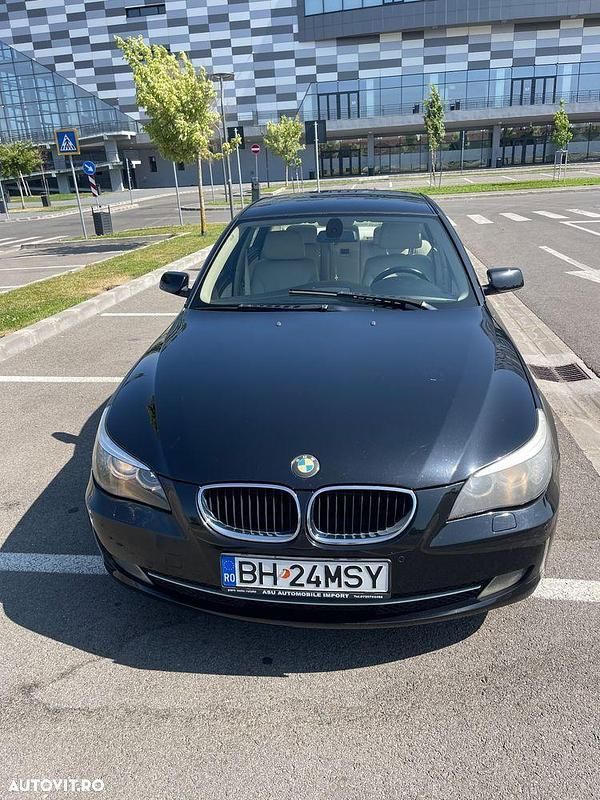 Negru Utilizat 2009 BMW 520 Berlinǎ | 6.000 EUR (Preț OK) - Imagine 1/4