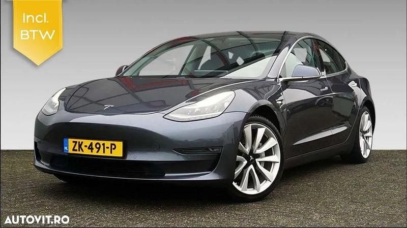 Culoaregri Utilizat 2019 Tesla Model 3 Berlinǎ | 23.958 EUR (Preț OK) - Imagine 1/4