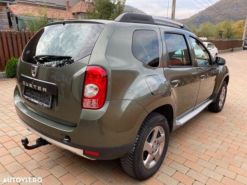 Second-hand Dacia Duster 107 CP (78 kW) 2013 Culoareverde SUV
