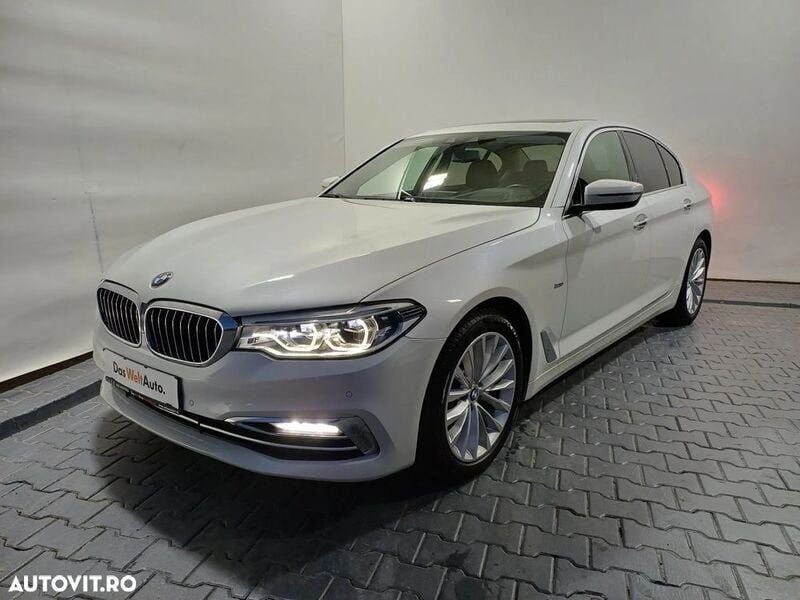 Albmetalicperleffect Utilizat 2017 BMW 520 Luxury Line Berlinǎ | 25.450 EUR (Puțin scump) - Imagine 1/4