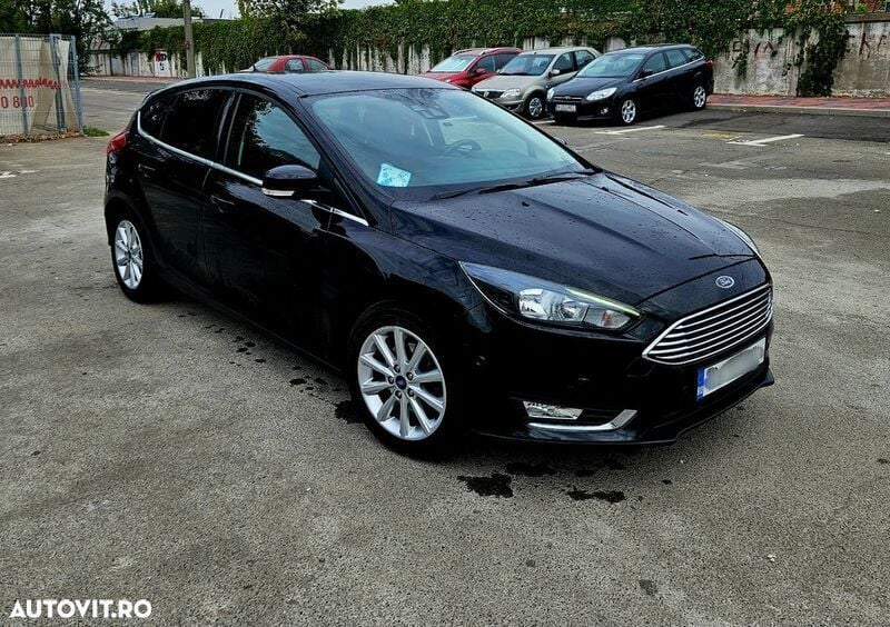 Negru Utilizat 2018 Ford Focus Titanium Berlinǎ | 8.700 EUR (Preț OK) - Imagine 1/4