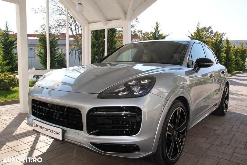 Culoarenegru Utilizat 2021 Porsche Cayenne SUV | 73.480 EUR (Puțin scump) - Imagine 1/4