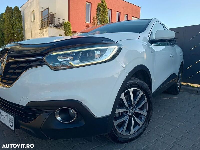 Alb Utilizat 2015 Renault Kadjar Bose Edition SUV | 10.790 EUR (Preț OK) - Imagine 1/4