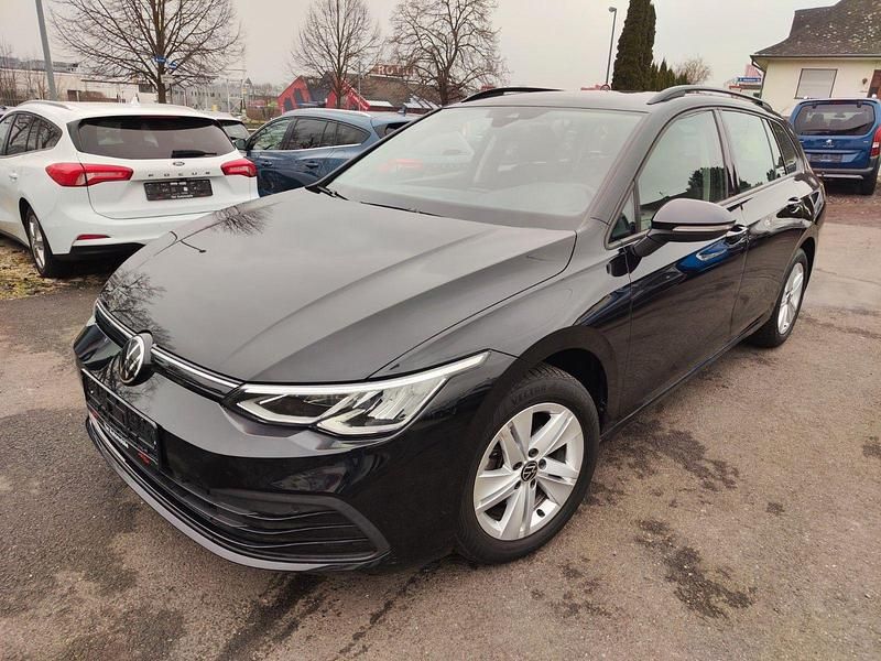 Utilizat 2021 VW Golf VIII Life Break | 22.591 EUR (Preț OK) - Imagine 1/1