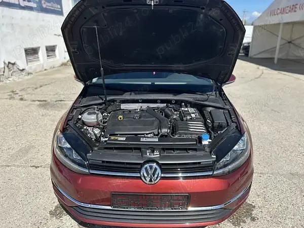 Second-hand VW Golf VII 150 CP (110 kW) 2019 Rosu Hatchback