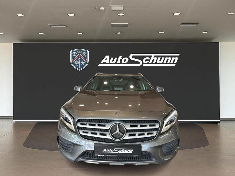 Second-hand Mercedes GLA200 AMG line 136 CP (100 kW) 2018 SUV