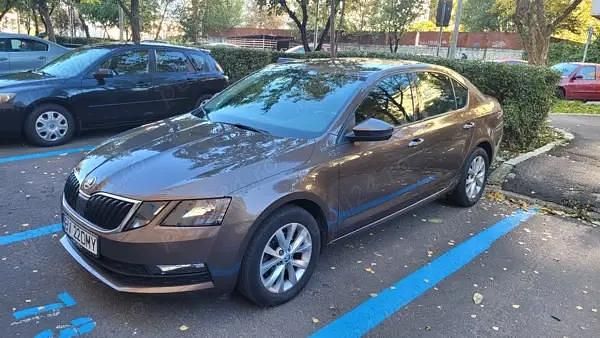 Maro Utilizat 2018 Skoda Octavia Berlinǎ | 14.500 EUR (Preț OK) - Imagine 1/4