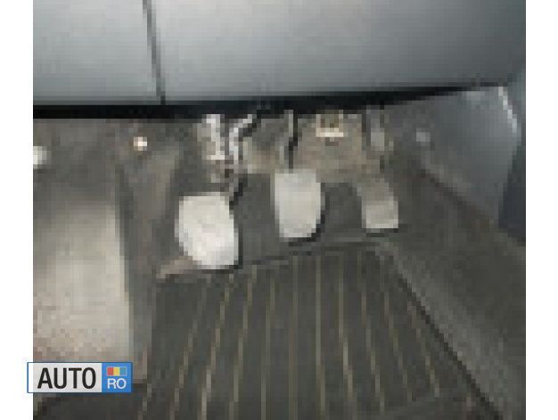 Second-hand Peugeot Partner 75 CP (55 kW) 2011 Alb Monovolum