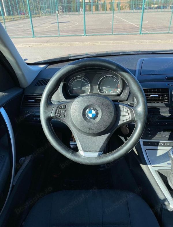 Negru Utilizat 2007 BMW X3 SUV | 4.000 EUR (Preț bun) - Imagine 1/4