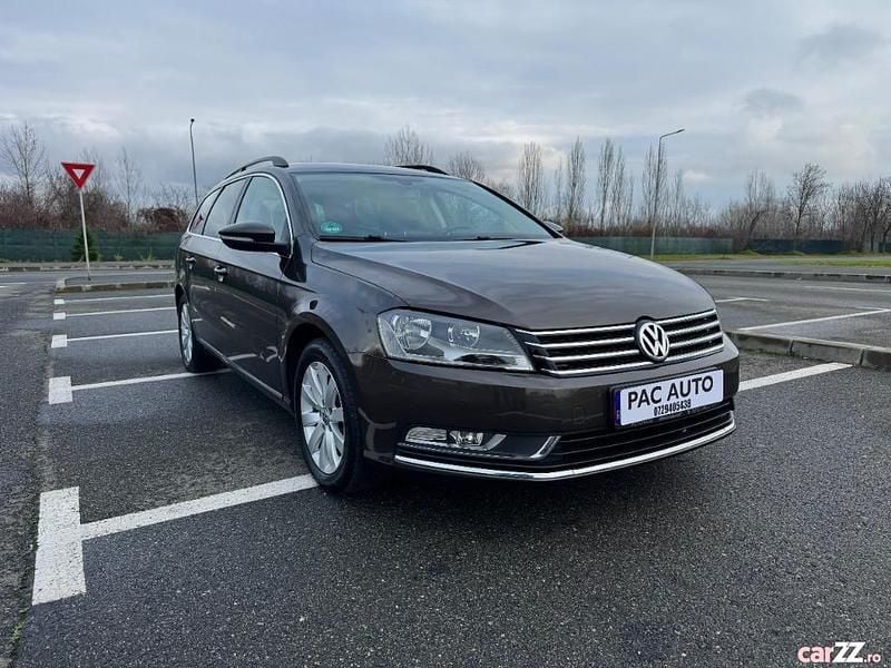 Maro Utilizat 2013 VW Passat Comfortline Berlinǎ | 6.399 EUR (Super Preț) - Imagine 1/4